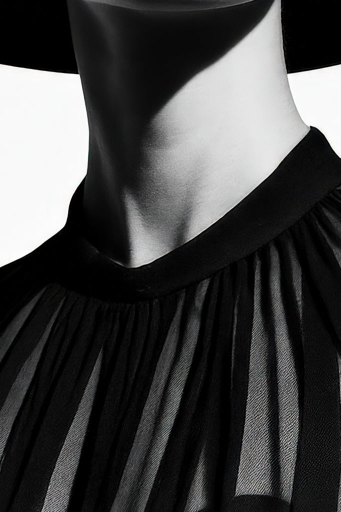 Bold Elegance in Veil of Shadows - närbild på detalj.