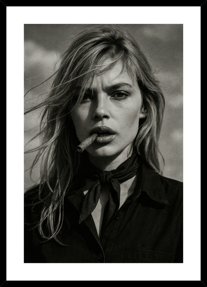 Her Own Rules affisch stylad i interiörmiljö med svart ram.