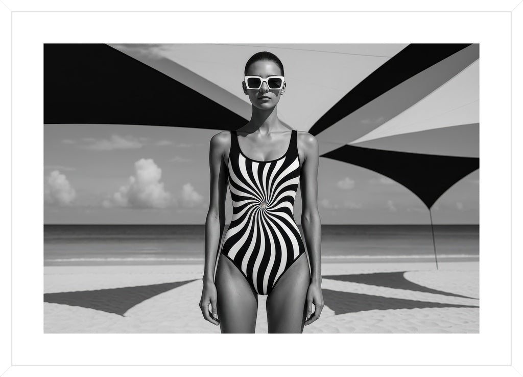 Hypnotic Beach Geometry affisch stylad i interiörmiljö med vit ram.