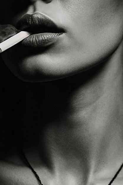 Midnight Confession - närbild på detalj.