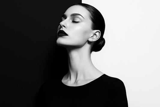 Monochrome Duality - endast motiv.