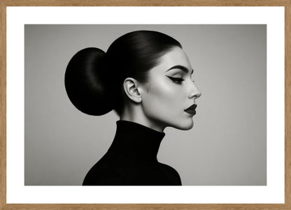 Monochrome Profile affisch stylad i interiörmiljö med ekram.