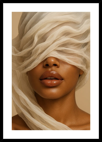 Veiled Elegance II affisch stylad i interiörmiljö med svart ram.